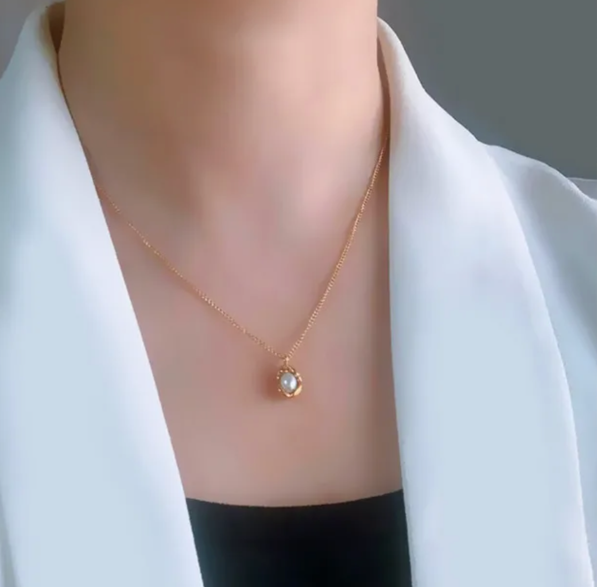 Petite Oyster Necklace