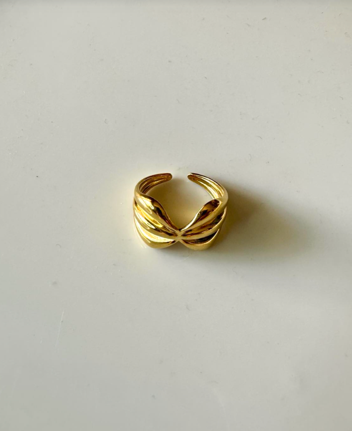 Bow Ribbon Ring